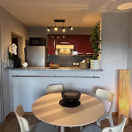 Centre Saint- Tropez - Piscine - Parking Privee * سان تروبيه